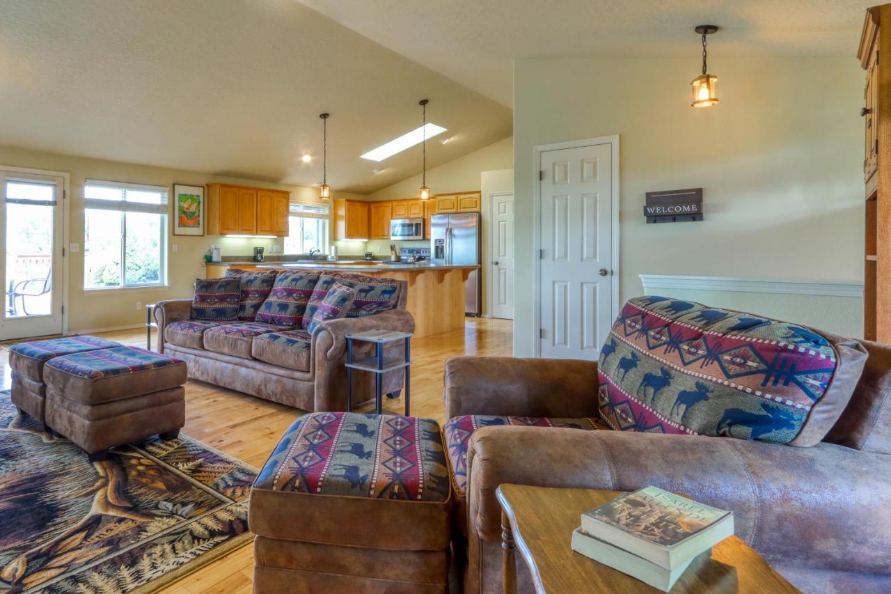 Meadow Walk Cabin La Pine Bagian luar foto